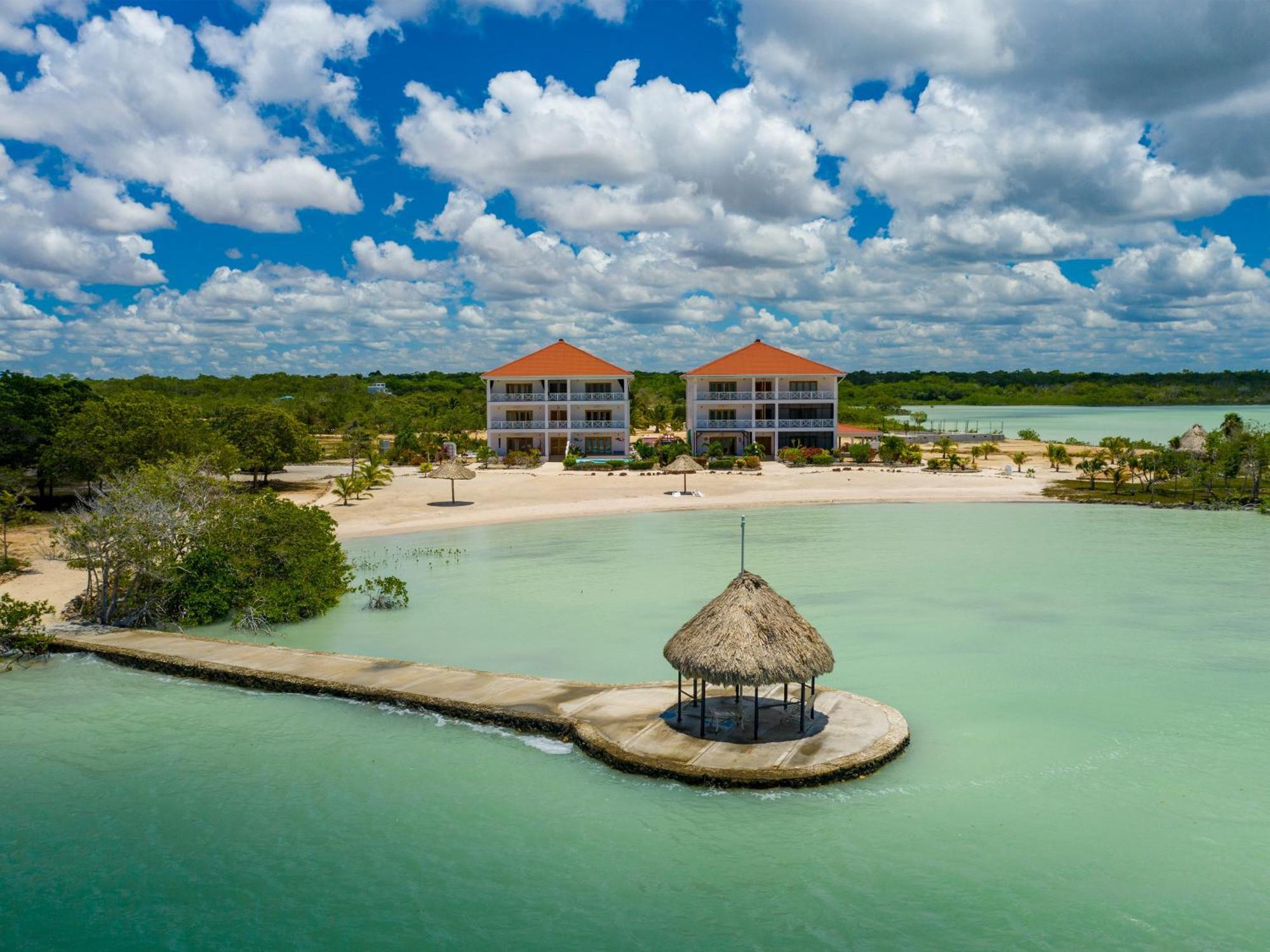 Orchid Bay Resort Corozal Luaran gambar
