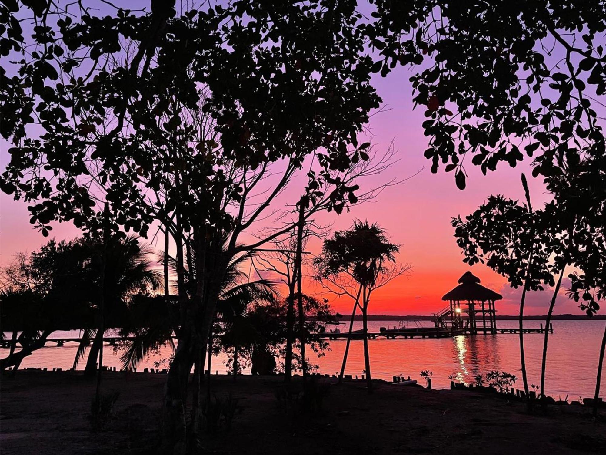 Orchid Bay Resort Corozal Luaran gambar